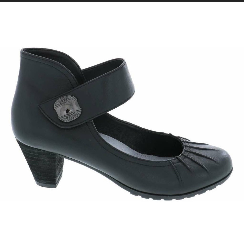 Biza Leather Velcro Strap Gigi Chunky Heels